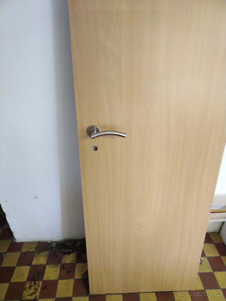 Interiérové dveře plné - 8