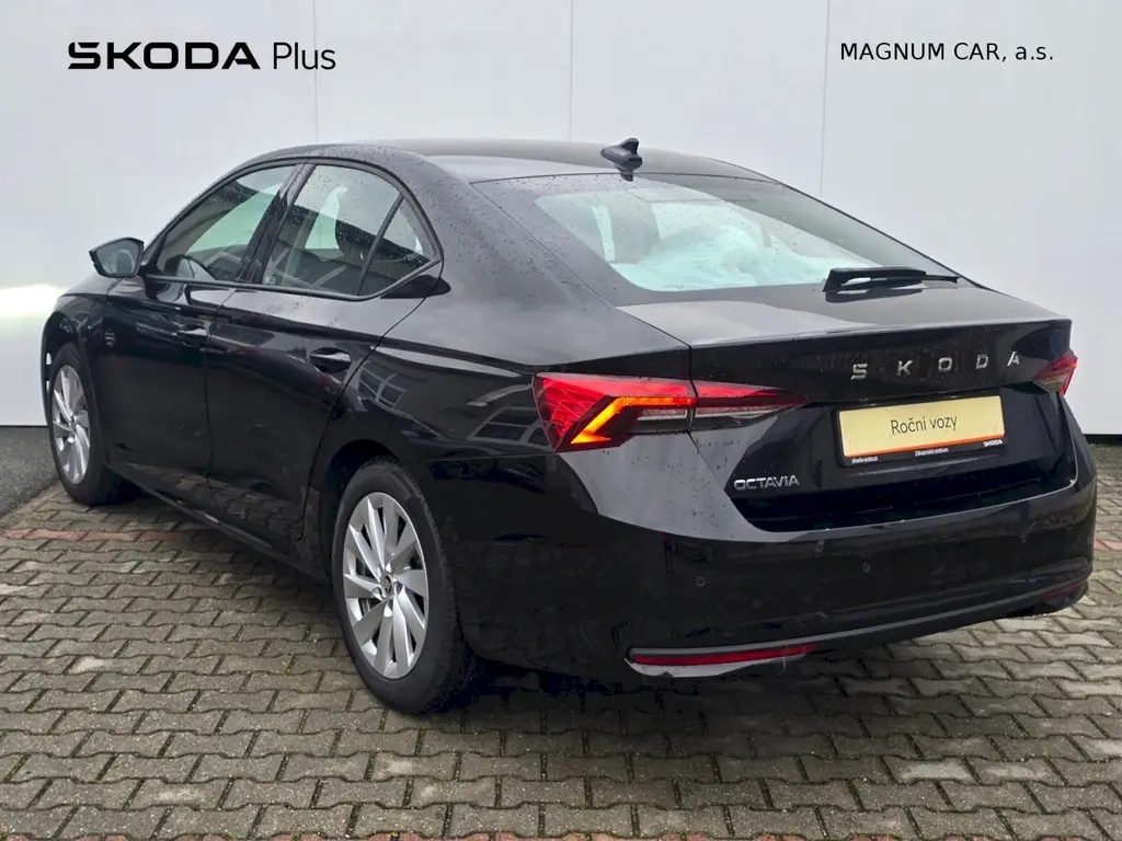 Škoda Octavia, SELECTION 1,5 TSi / 110 kW - 8