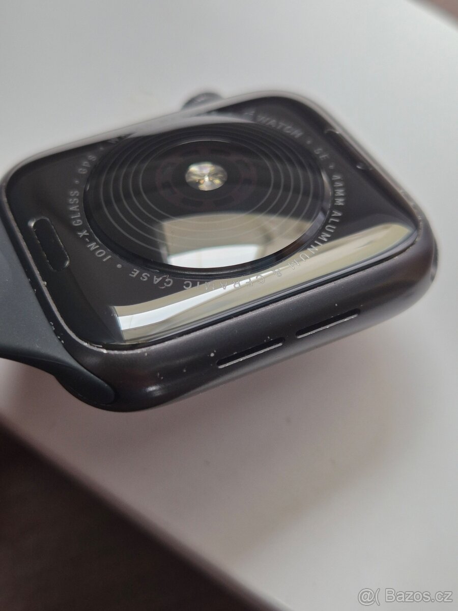 Apple Watch SE 44mm - 8