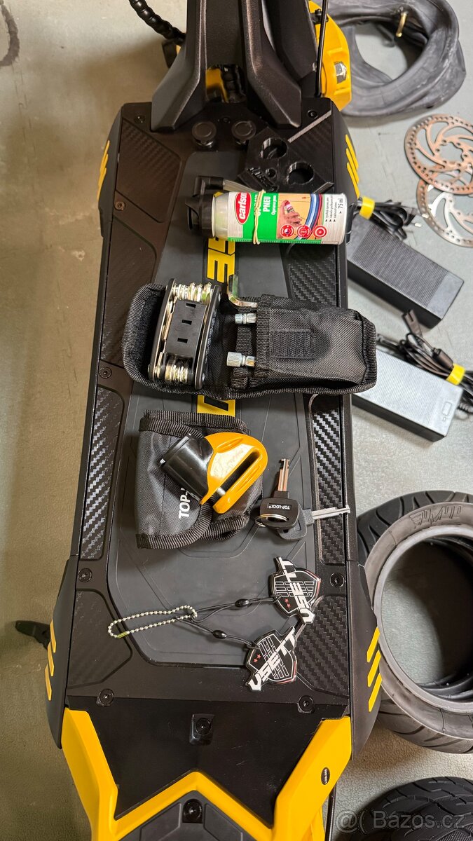 VSETT 10+ (1250Wh) – TOP STAV + OBŘÍ VÝBAVA 🔥 - 8