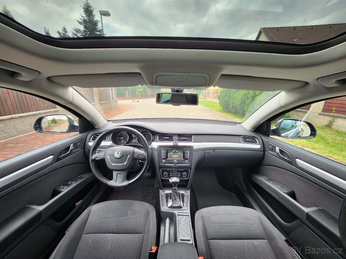 Škoda Superb II Combi 2.0TDI 125kW DSG panorama rozvody - 8