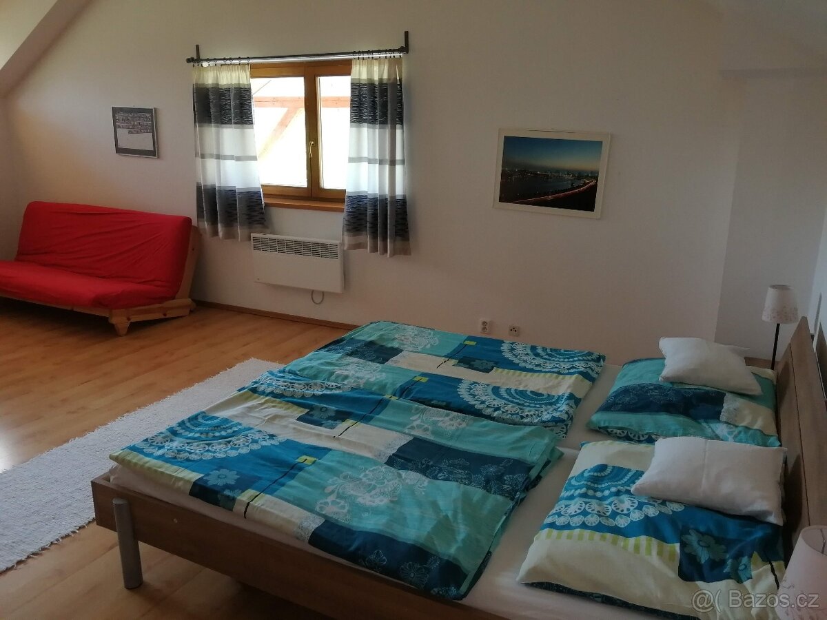 Silvestr na chatě u řeky - 8