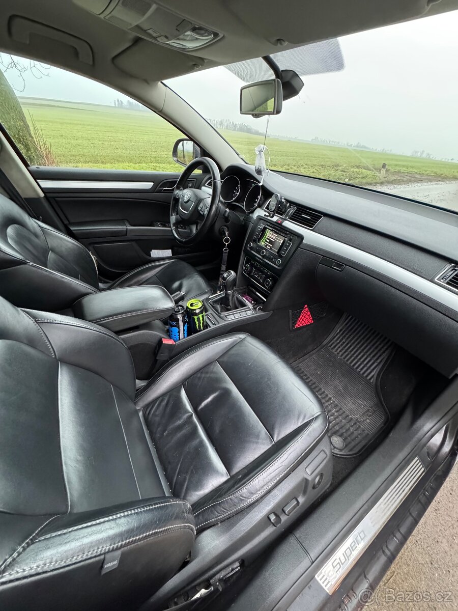 Škoda Superb 2 combi, 2.0tdi Cffb, 2010 - 8