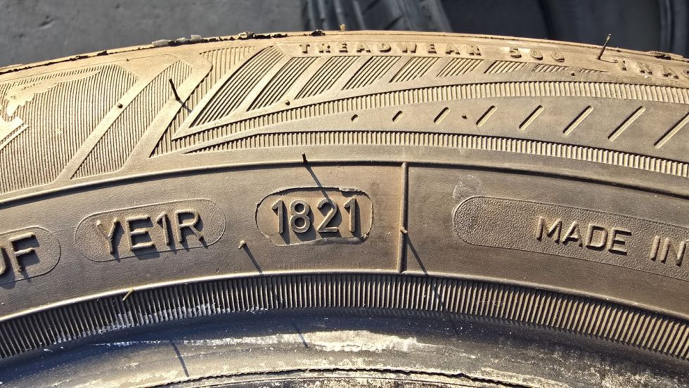 Celoroční pneu 205/55/16 Good Year - 8