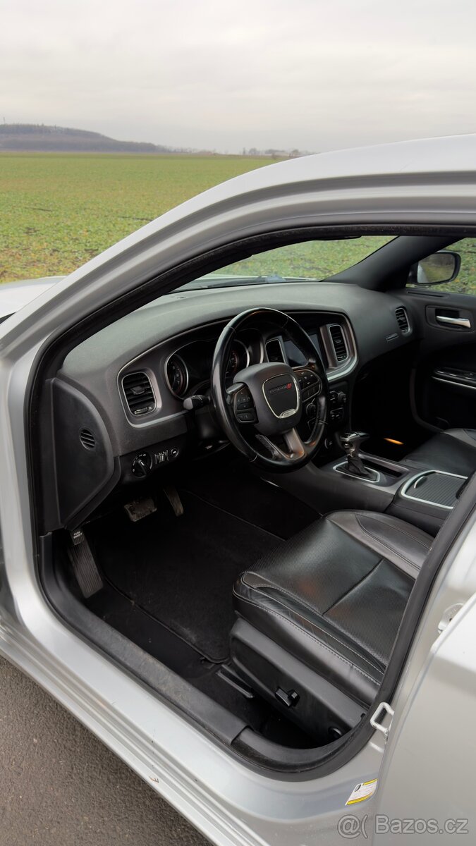 Dodge Charger 3.6 V6 Pentastar (2020 - 8