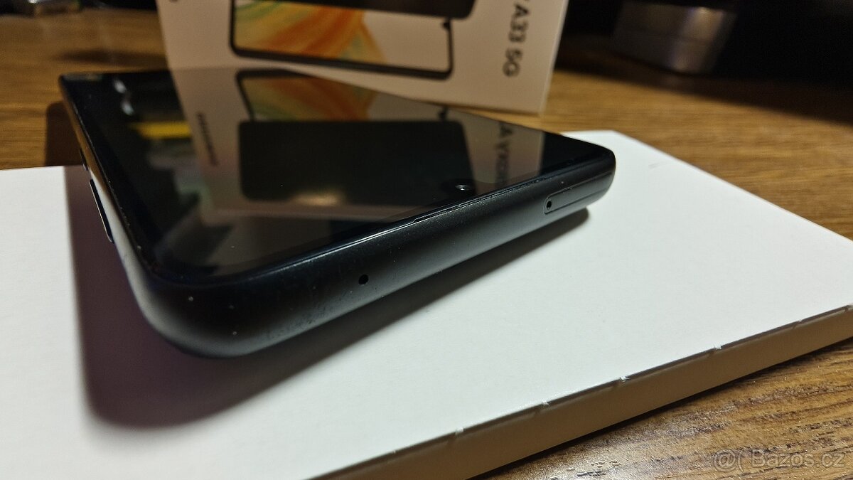mobilní telefon Samsung Galaxy A33 5G, 6/128 GB černý - 8