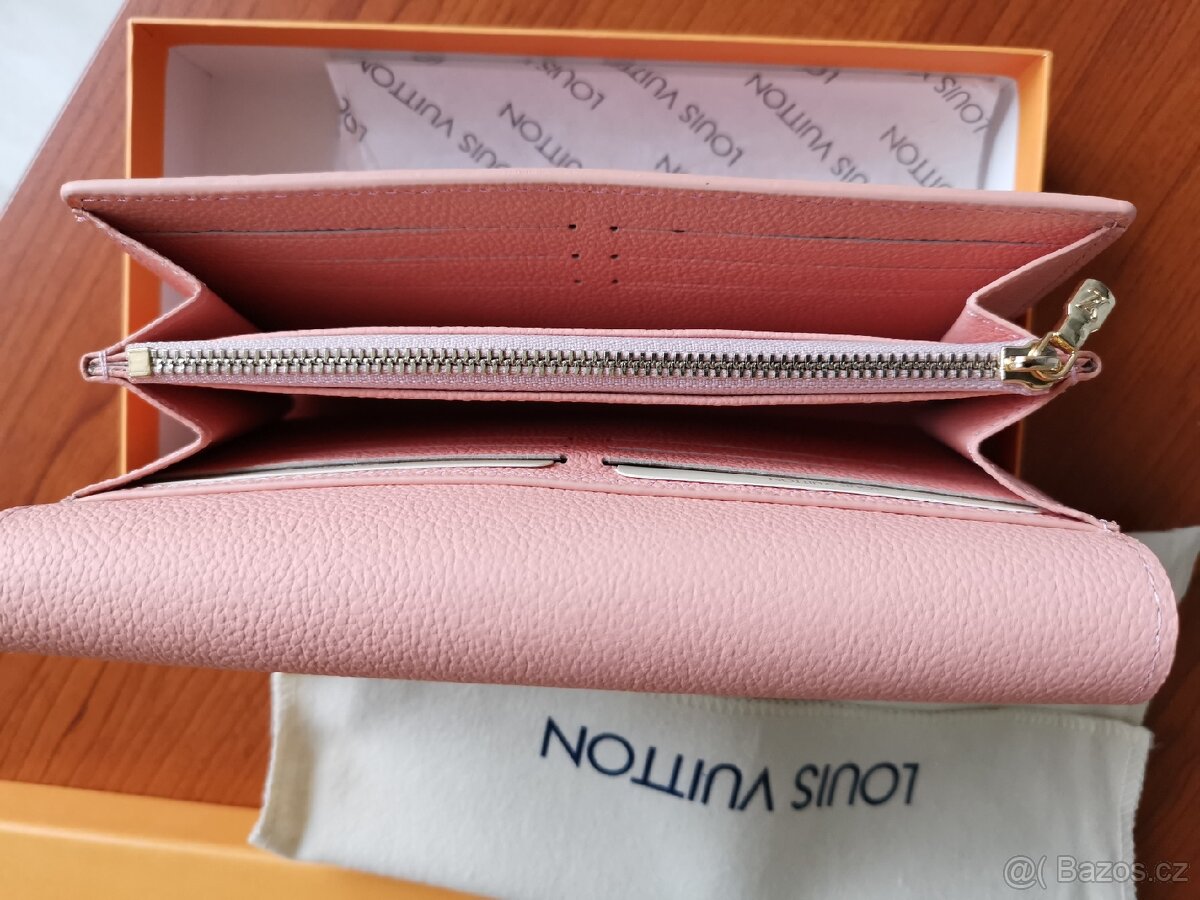 Dámská kožená peněženka - 8