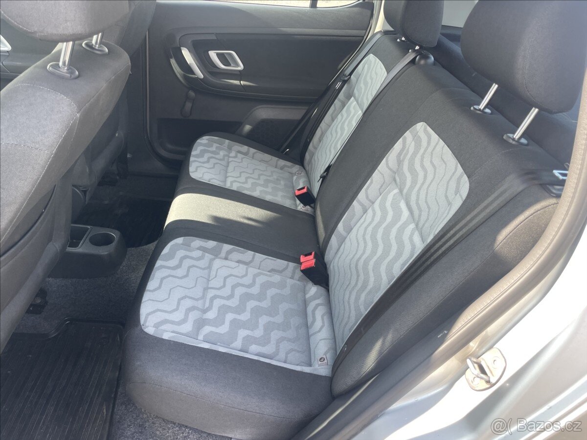 Škoda Fabia 1.4i 63kw Nová STK - 8