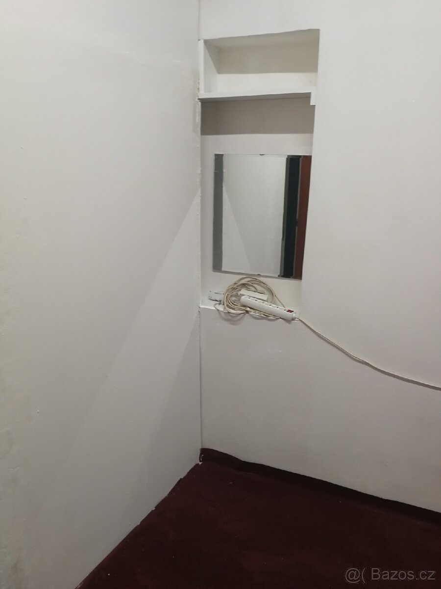 Nebytový prostor, byt. 40 metrů čtverečních - 8