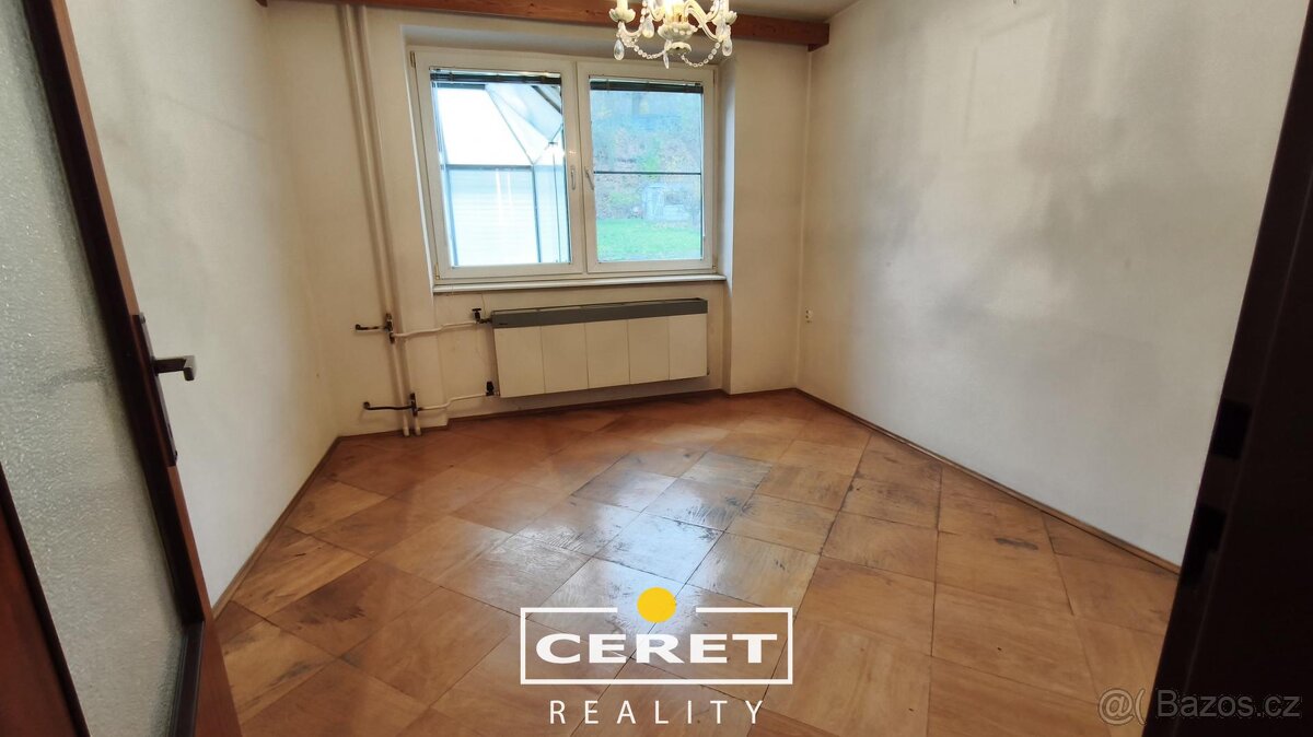 Dvougenerační dům v Žatci ve VIP lokalitě - 8