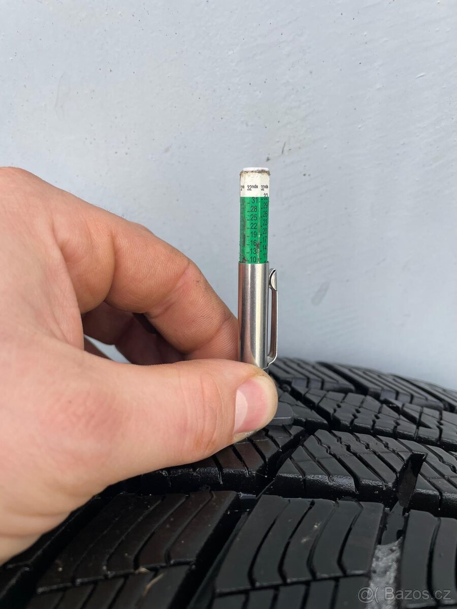 Kola Hyundai i40 17” a zimní pneu - 8