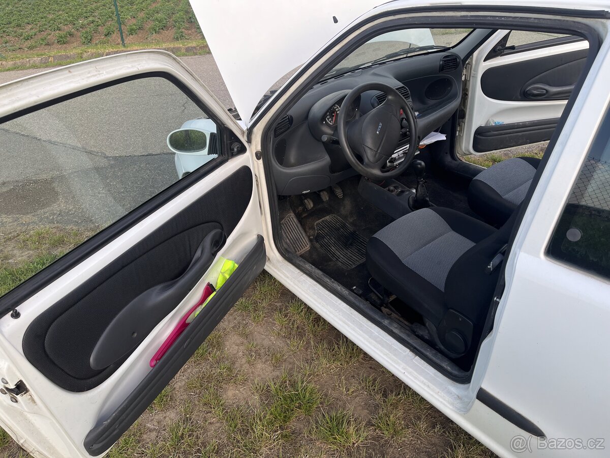 Fiat Seicento 1,1 benzín r.v. 2003 - 8