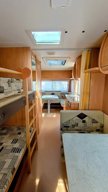 Bürstner Ventana 480, palandy, Ultraheat, podlahové topeni - 8