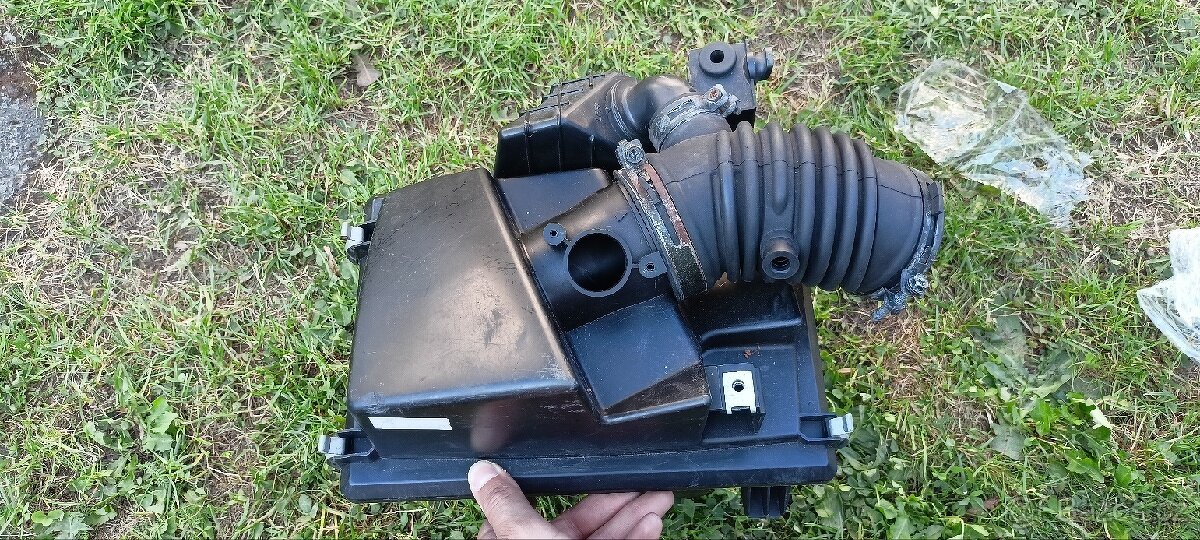 Náhradní díly na Mazdu 3 BK - 8