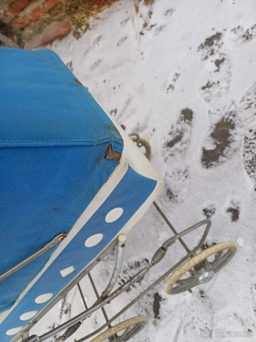 RETRO - kočárek pro panenky - 8