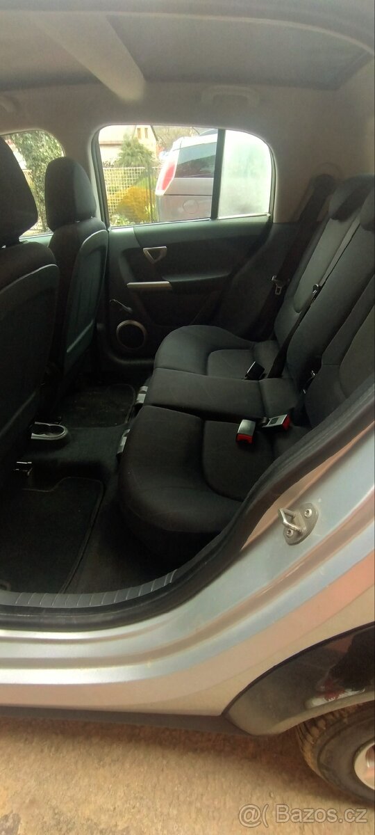 Smart fourfour 1.1i 55kw nová STK - 8