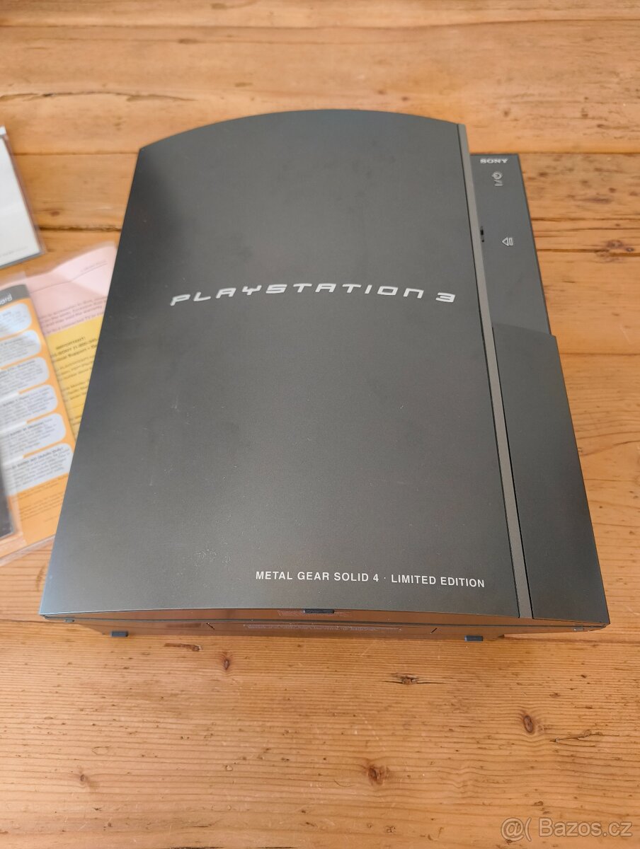 PlayStation 3 MGS4 LIMITED EDITION / CECHH01MG / PS3 - 8