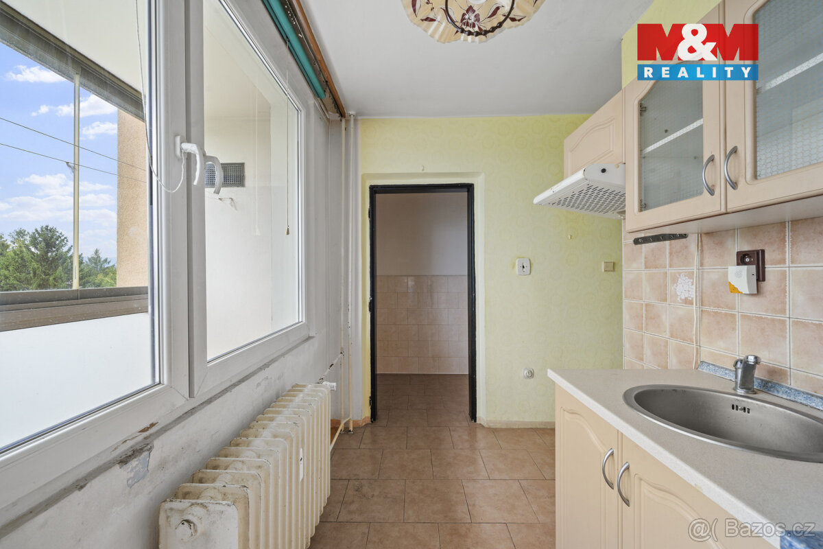 Prodej bytu 3+1, 70 m², Broumov, ul. Sídliště Křinické - 8