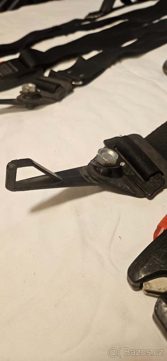 Prodám pásy skoda 110R Moravan - 8