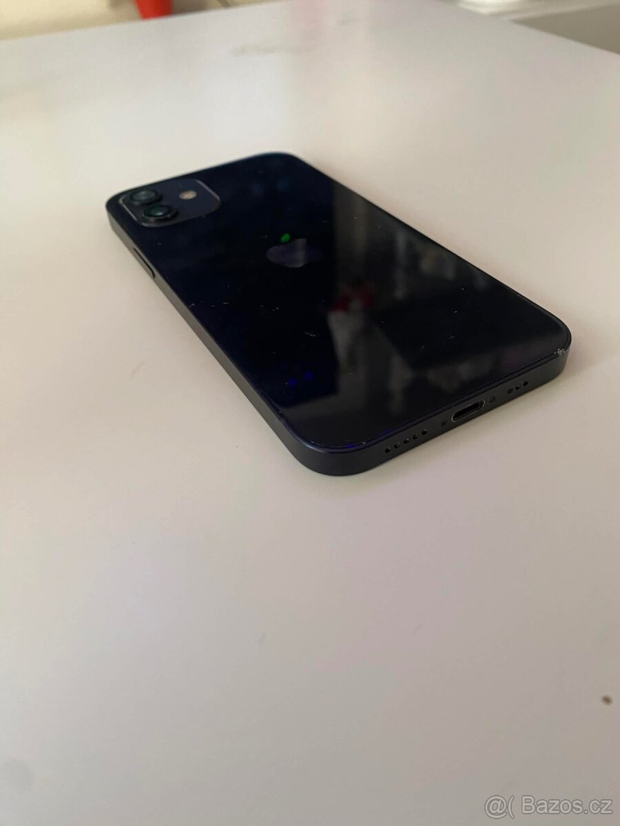 iPhone 12 - 8