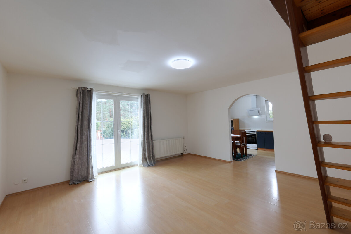 Prodej, rodinný dům 4+1,120 m², Mrtník - 8