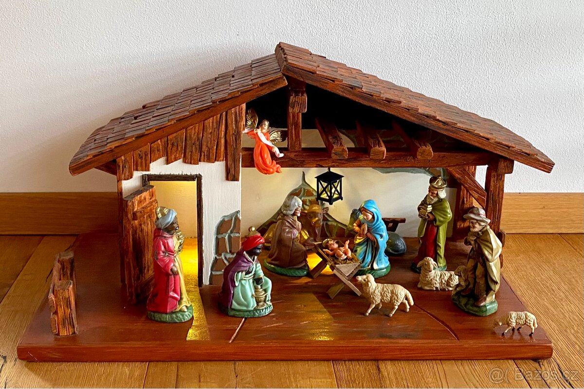 Starý velký dřevěný betlém s osvětlením - 8