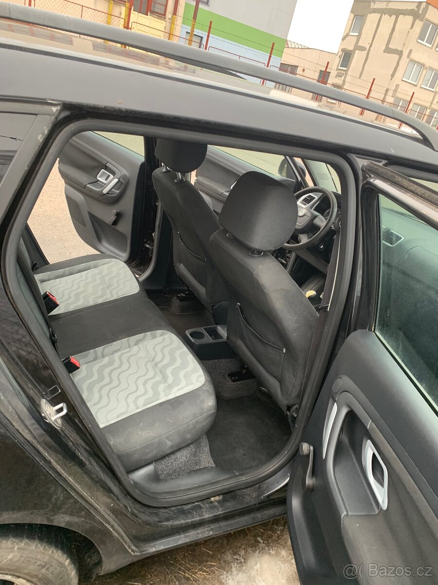 Škoda FABIA - 8