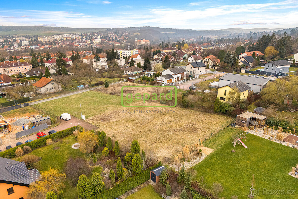 Prodej pozemku 1653m2 pro výstavbu rodinného dvojdomu, Mníše - 8