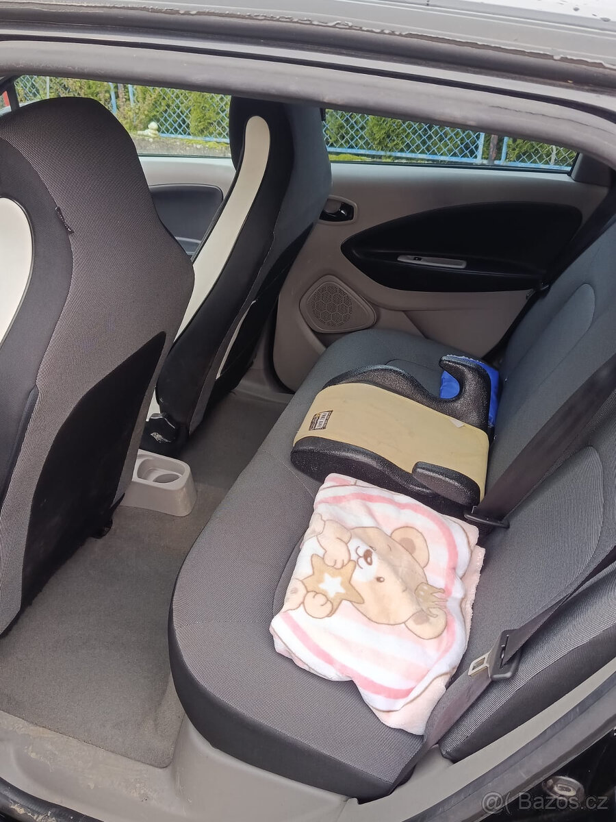 Prodám Renault ZOE 68kW, baterie 22kW - 8