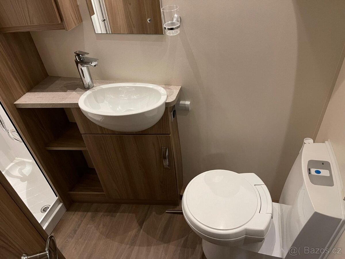 Karavan Swift Sprite Cruzer 495 SR rok 2017 - 8