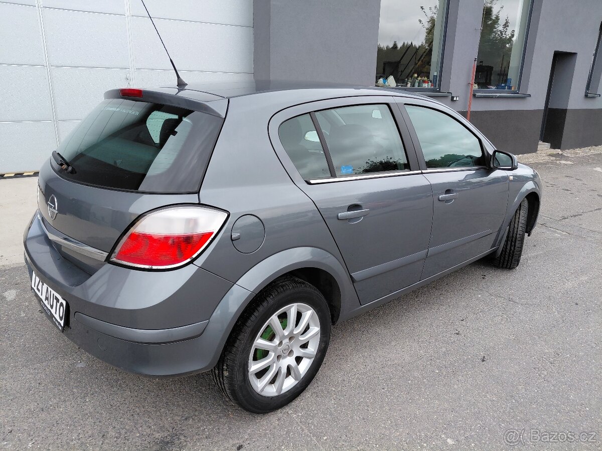 ASTRA 1.4 16V, 135000km-DOLOŽENO, původ ČR, VELMI SOLIDNÍ - 8