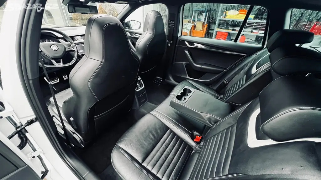 Škoda Octavia 3 RS Challenge 2015 - 8