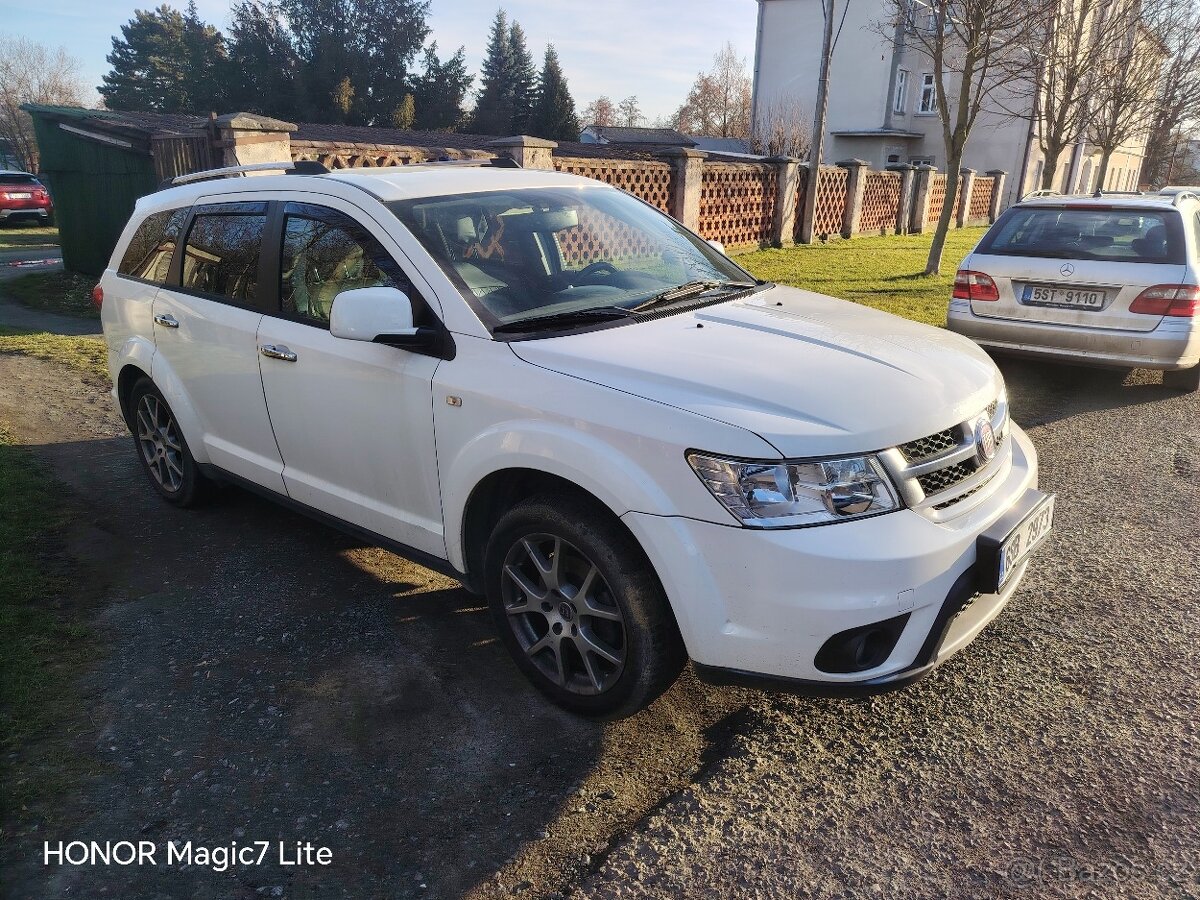 Prodám Fiat Freemont 2.0 JTD Urban - 8