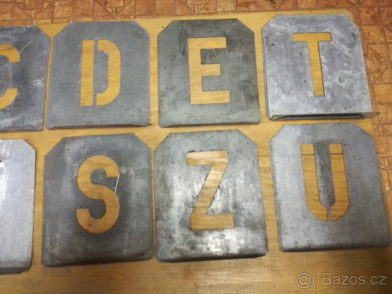Písmena plechová sada - 8