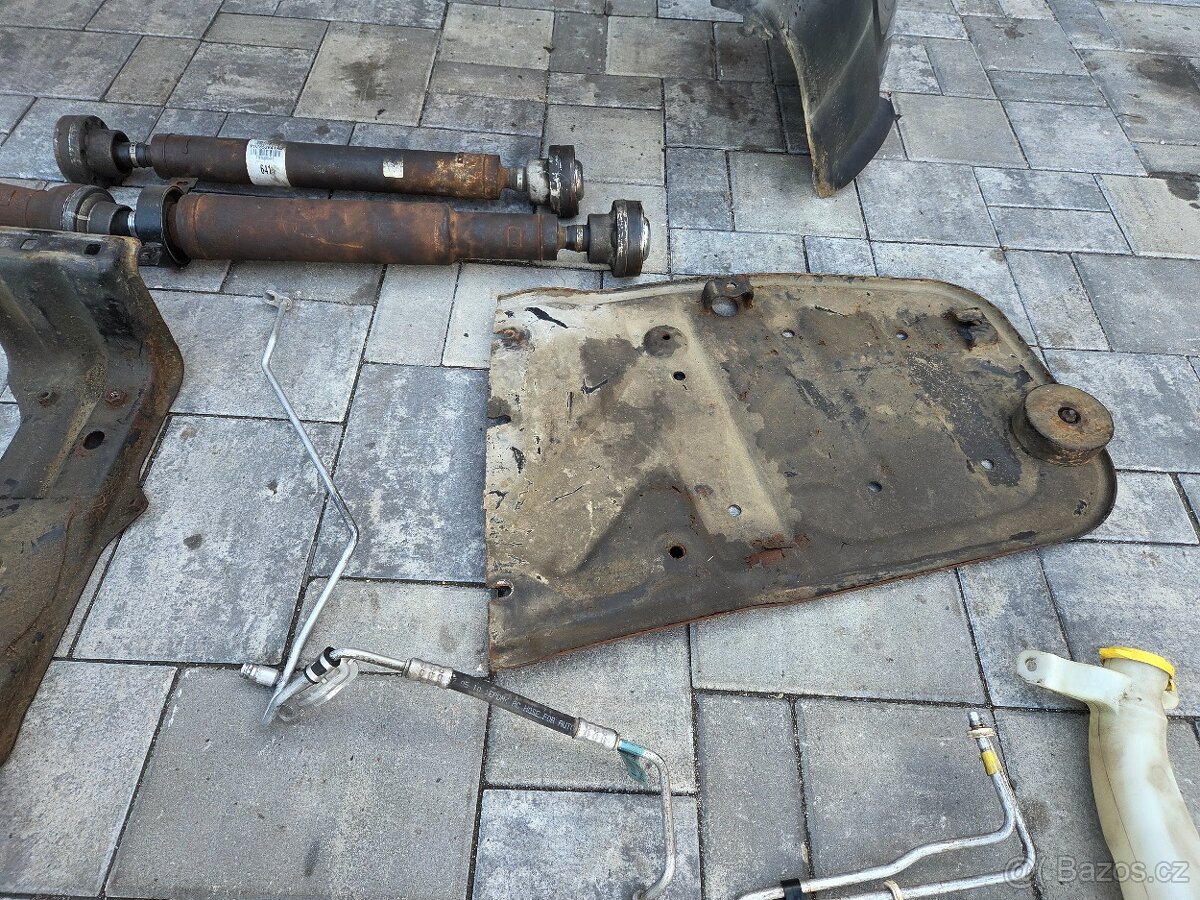 Díly Jeep Grand cherokee 5,7L - 8