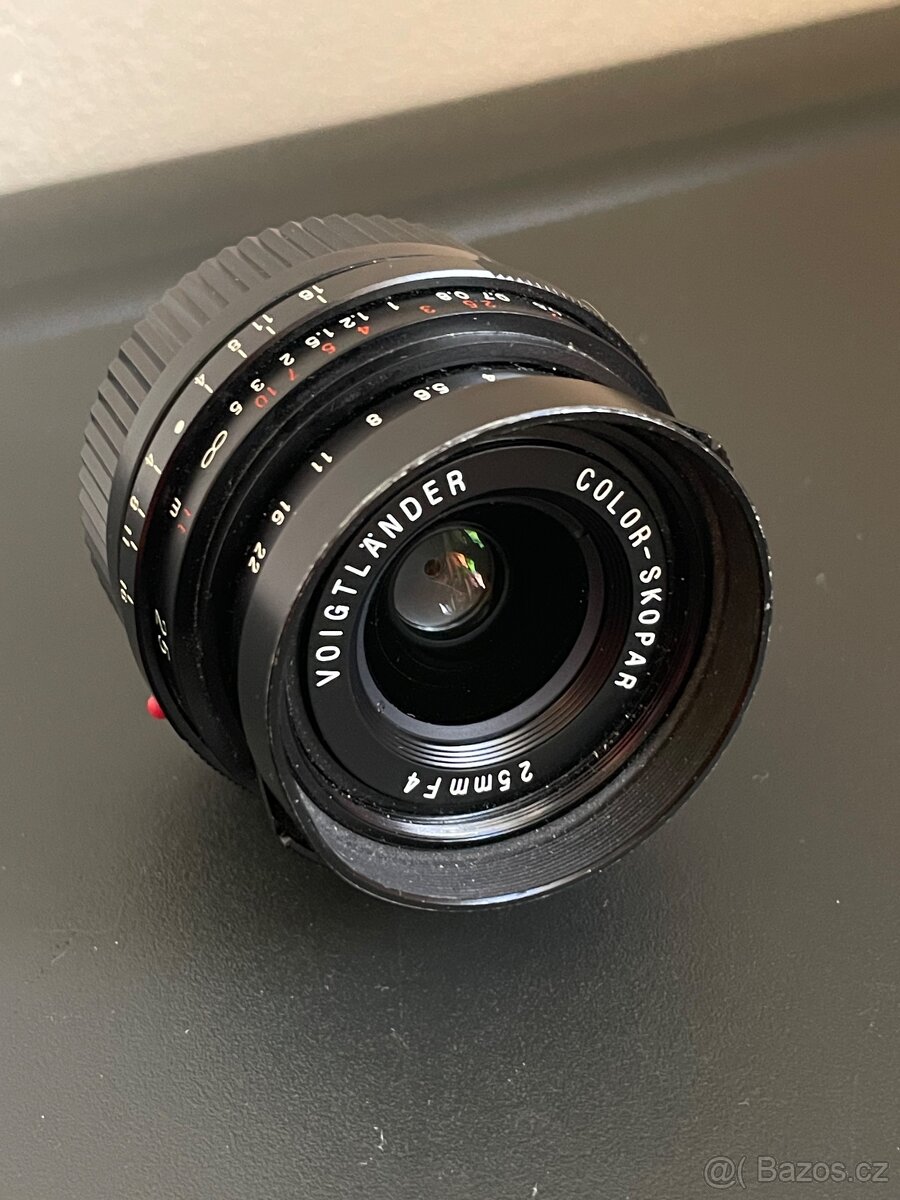 Voigtländer Color-Skopar 25mm f/4 pro Leica M s optickým hle - 8