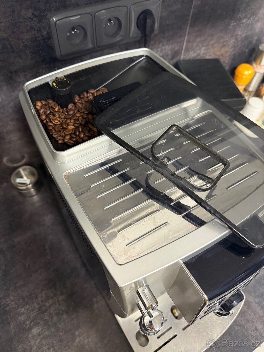 Delonghi automatický kávovar na zrnkovou kávu - 8