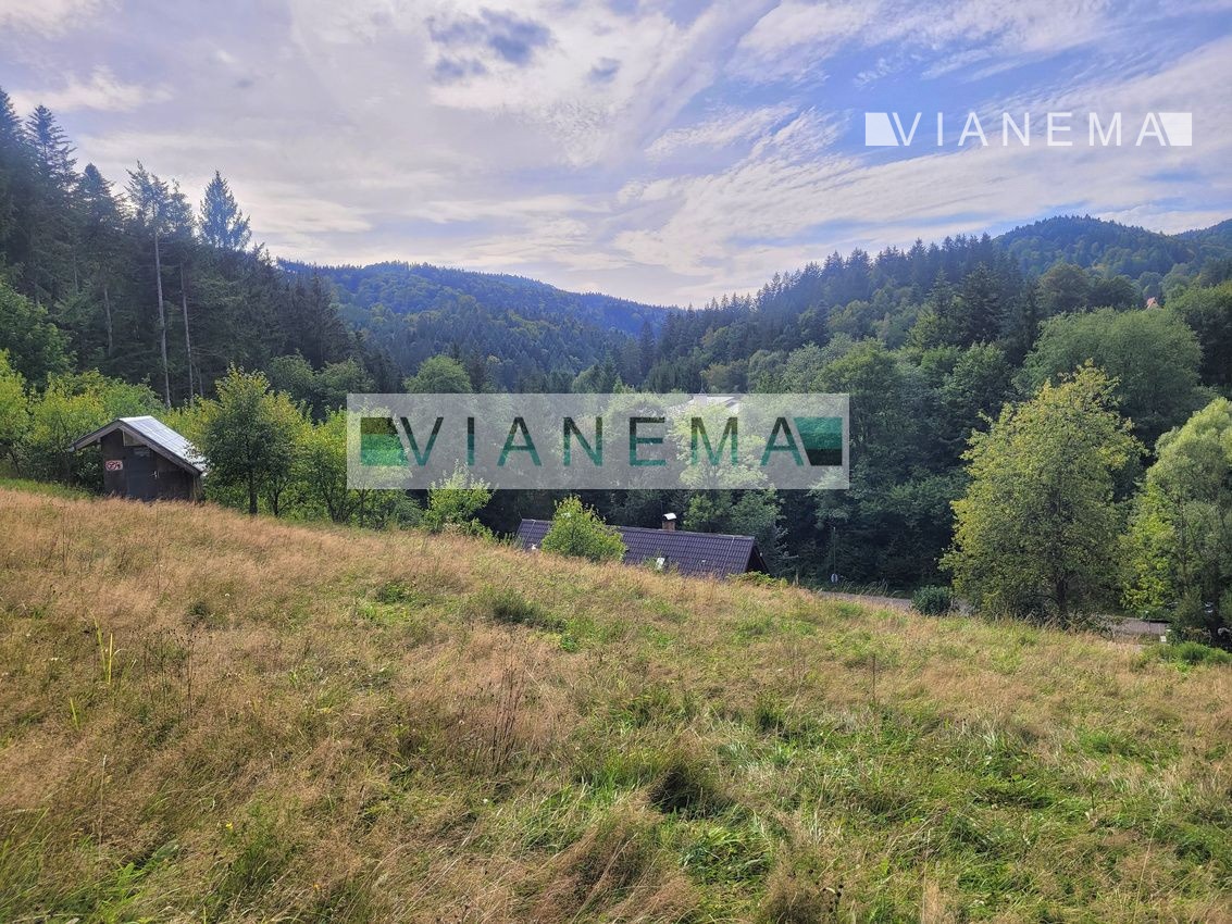 POUZE U NÁS Stavební pozemek s výhledem-SKI Čertov - 8