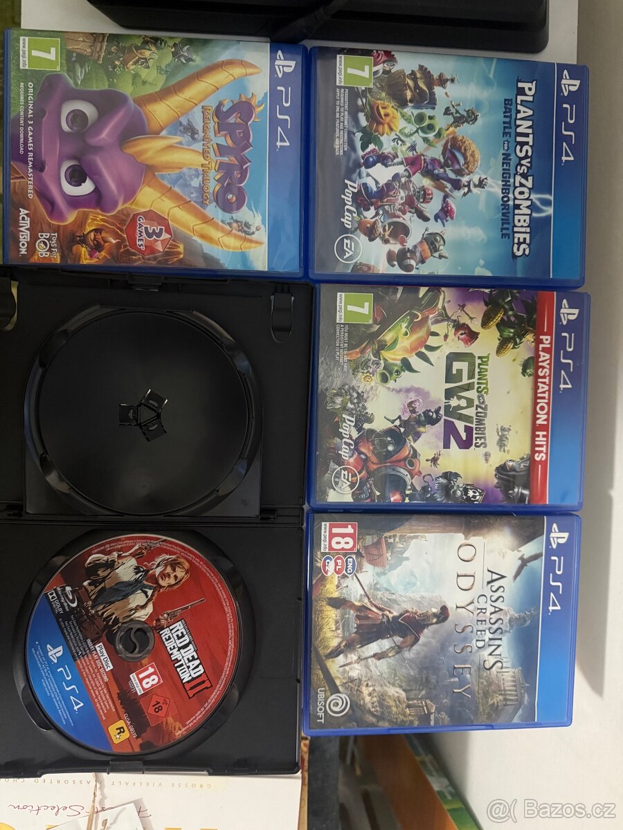 Prodám PlayStation 4 Slim + 5 her (RDR 2, Spyro...) - Top st - 8
