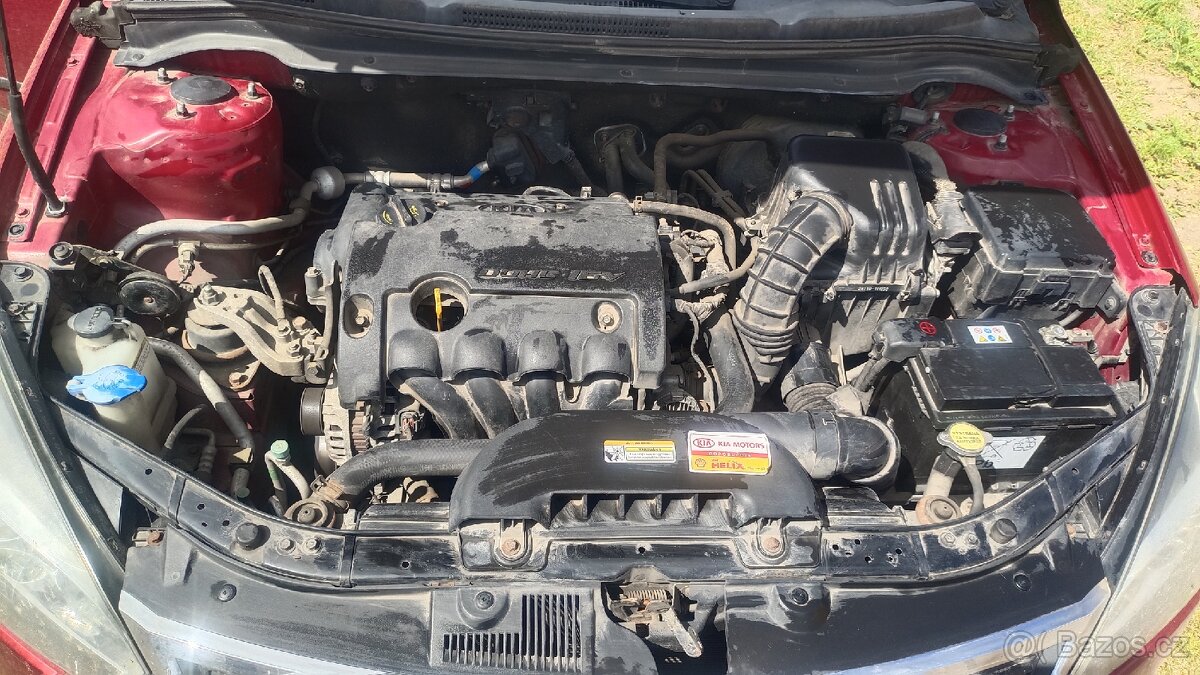 Kia ceed 1.4 66kw , rv 2010 - 8