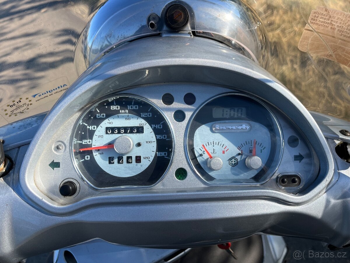 Piaggio Beverly 500 - 8