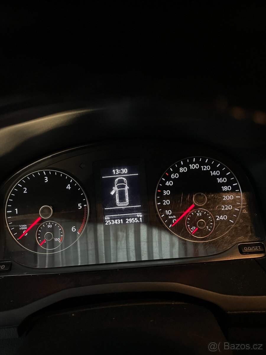 VOLKSWAGEN CADDY, RZ 5AF 7705 - 8