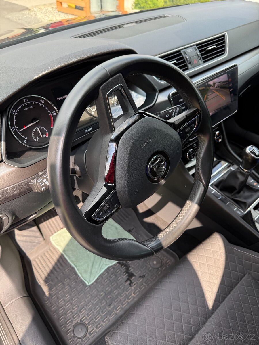 Škoda Superb, 2.0. TDI 110kw style - 8