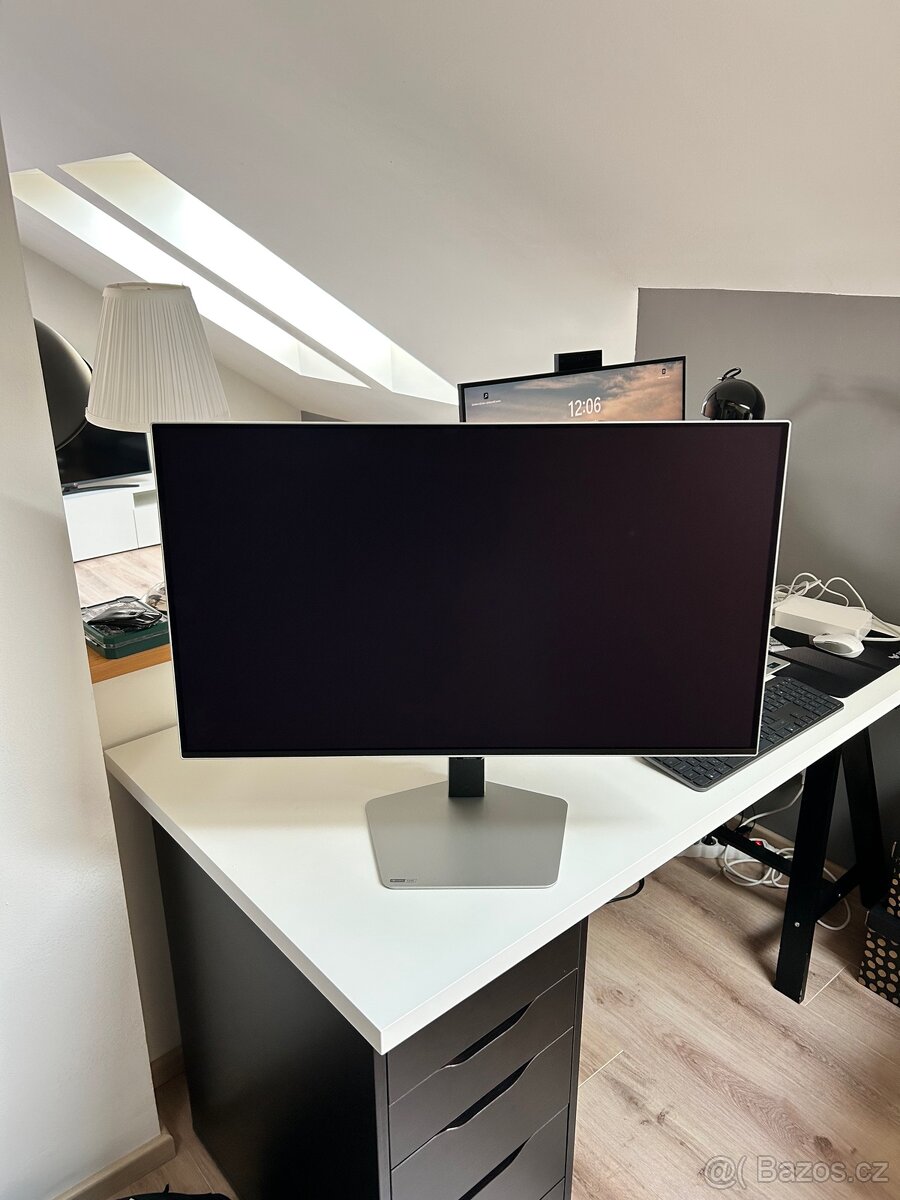 4K 32" OLED Monitor Samsung Oddyssey G8 QD-OLED - 8