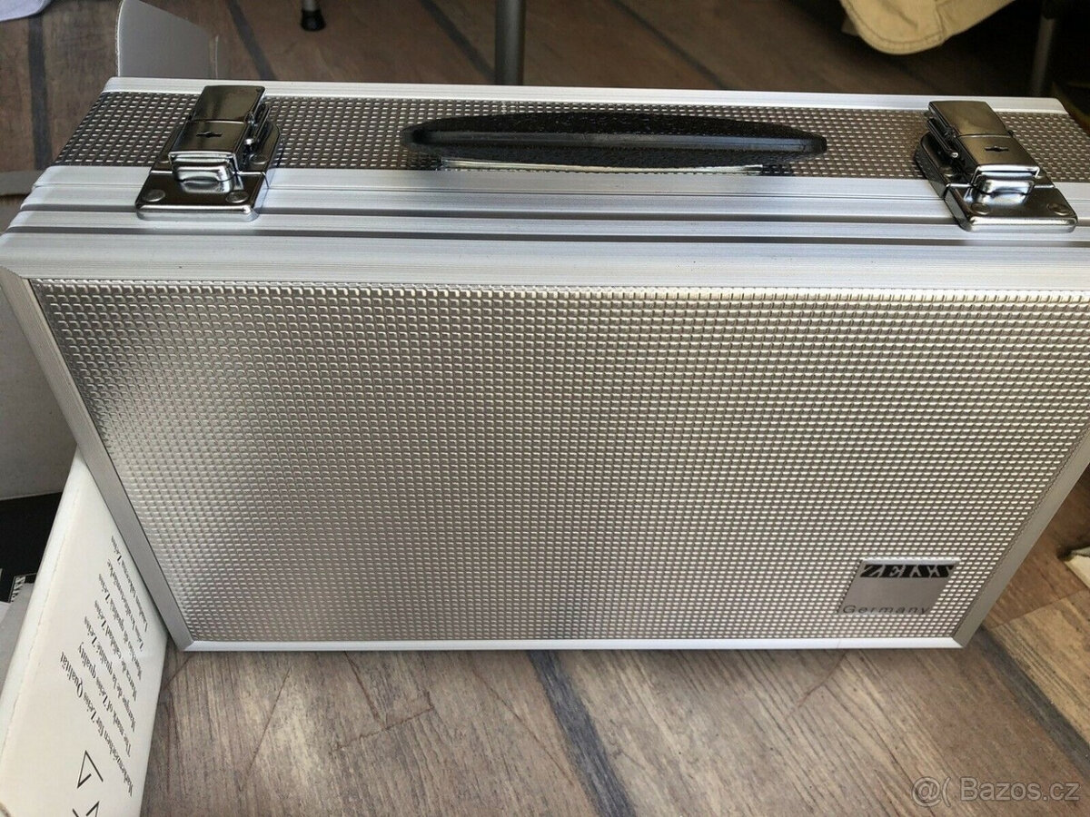 Dalekohled ZEISS 20x60s se stabilizátorem obrazu - 8