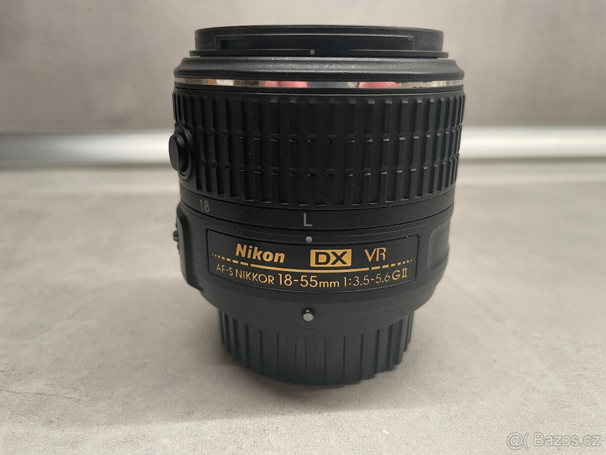 Objektiv Nikon AF-S DX NIKKOR 18-55mm f/3.5-5.6G VR II - 8