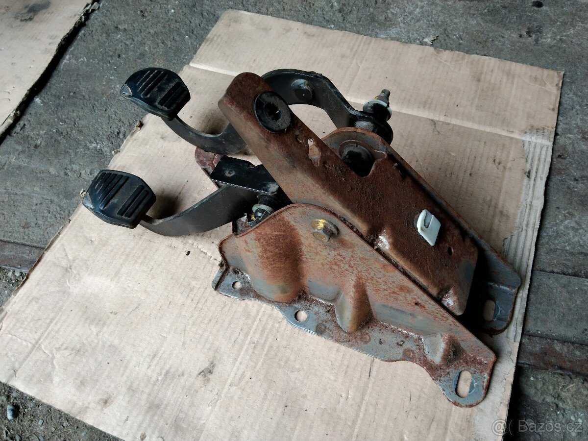 Ford Transit 2.0 TDDI - náhradní díly - 8