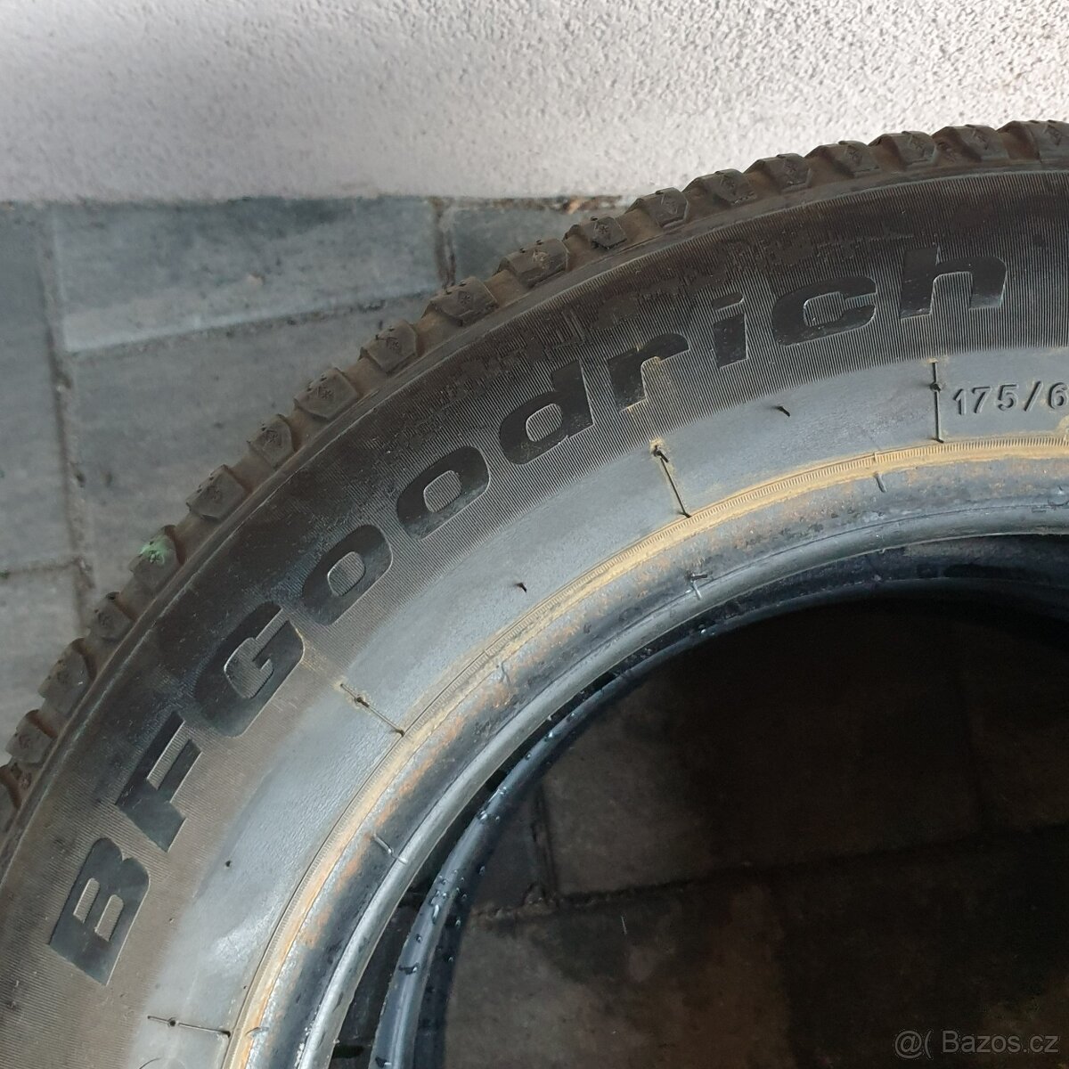 Zimní pneumatiky Falken 175/65 R15 č. AP135 - 8