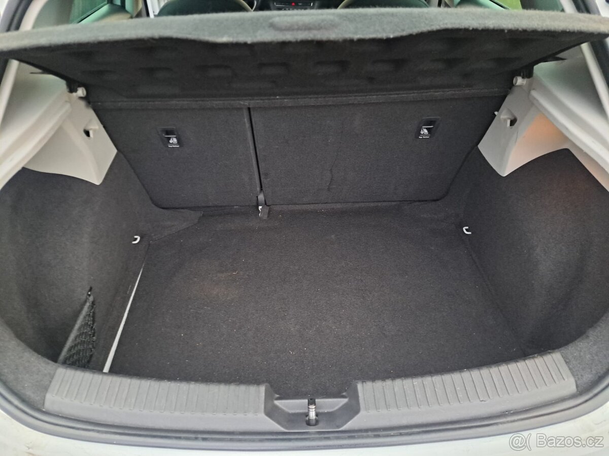 Seat Leon 1.2TSI - 77kw , výhřev , LED , výbava - 8