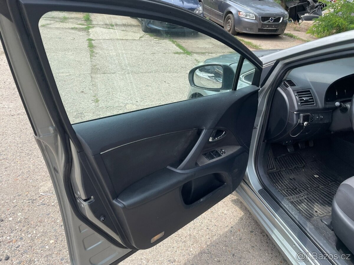 Toyota Avensis 2009 2.2 d4d 110kw - 8